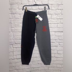 🔥Quiksilver X Stranger Things Upside Down Pant Size Medium
